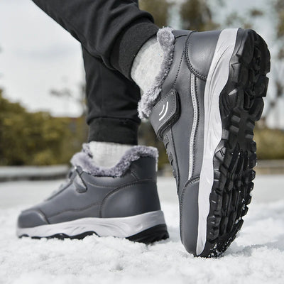 Crux Fashion - Unisex Plüschstiefel