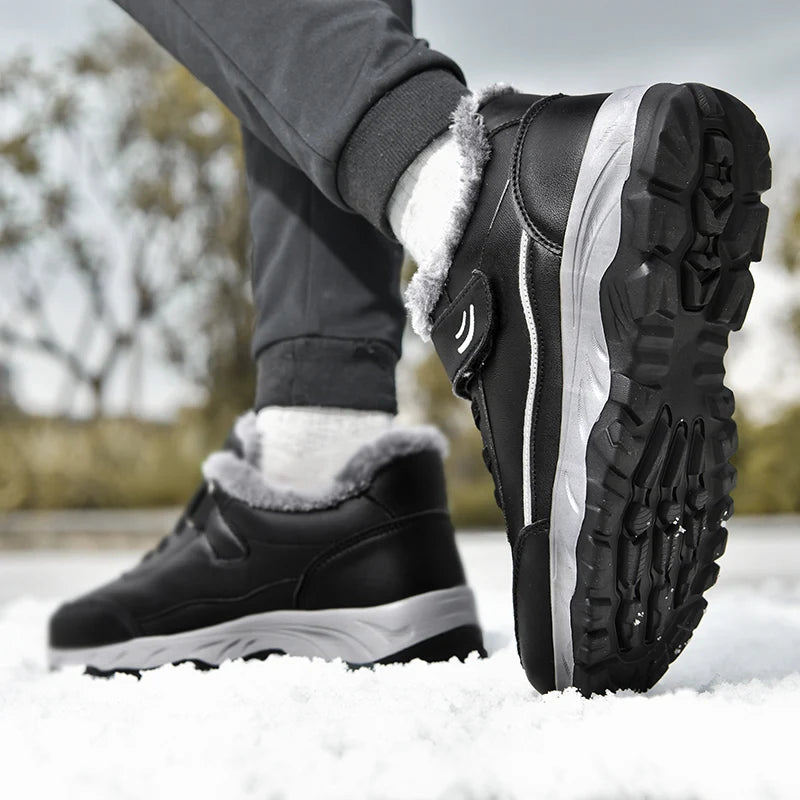 Crux Fashion - Unisex Plüschstiefel