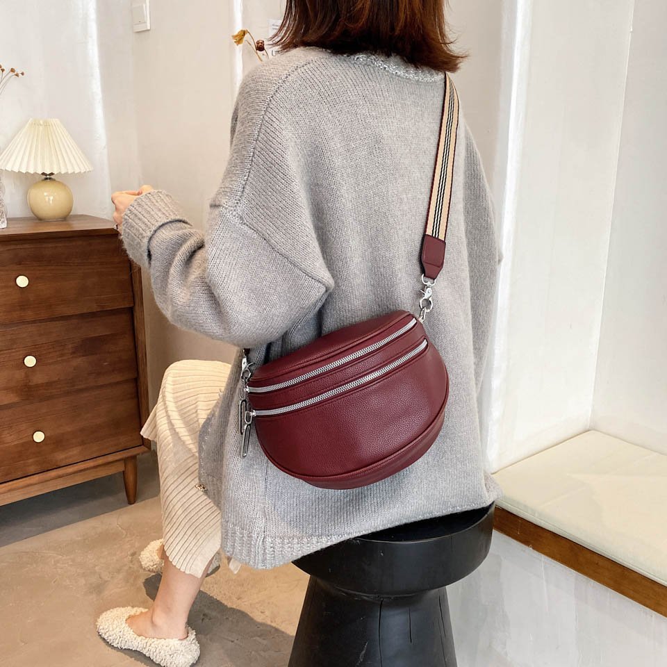 LuxeBag - Luxuriöse Crossbody-Tasche